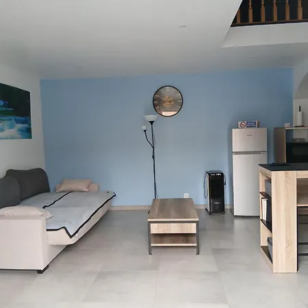Loft Entier, Calme, Fibre Et Wifi *
